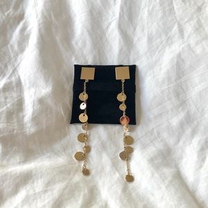 Gold dangly geometric earrings!